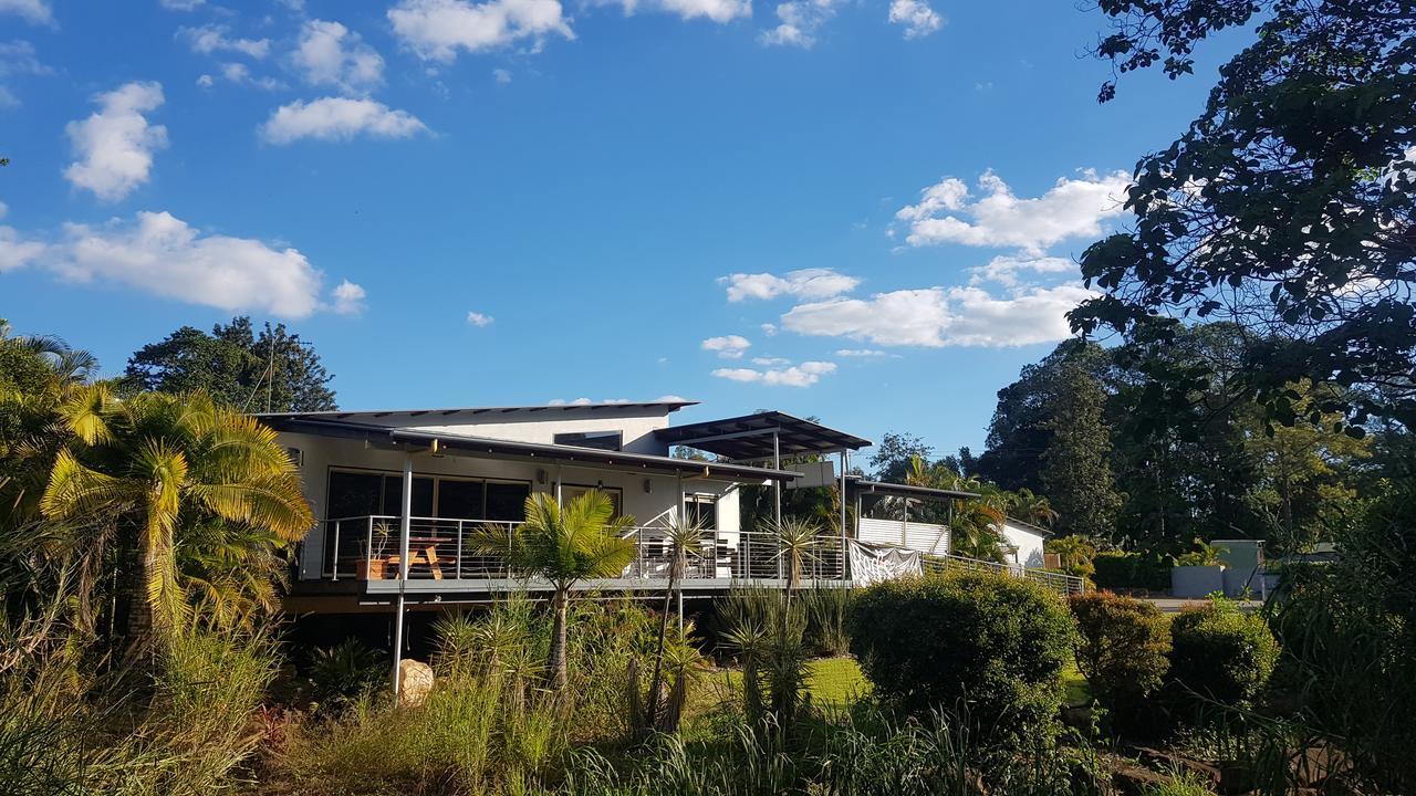 Red Bridge Motor Woombye