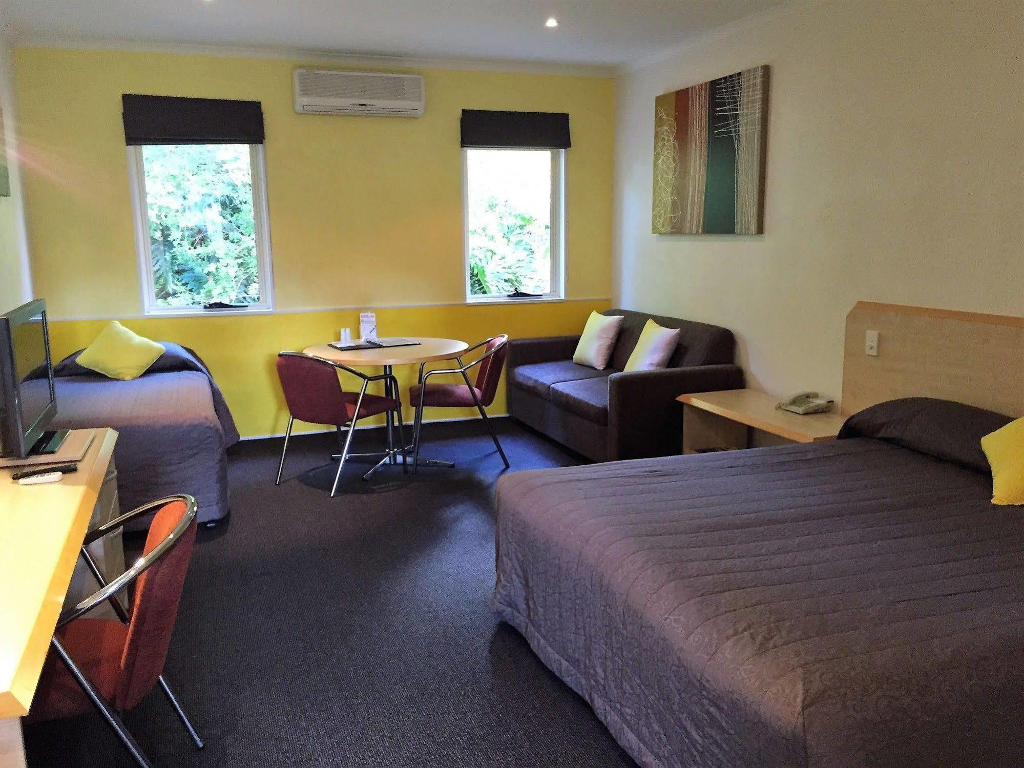 Red Bridge Motor Motel Woombye